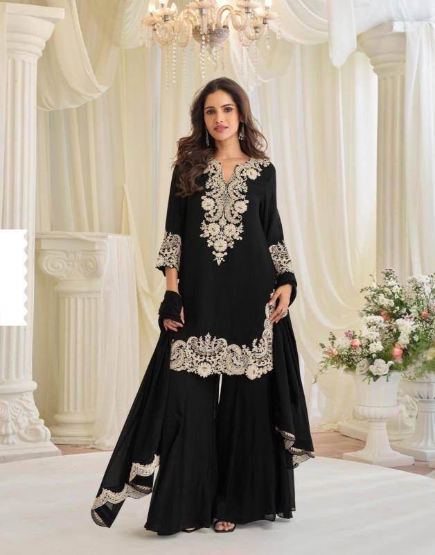 Sayuri kajal salwar suit manufacturers in Mumbai